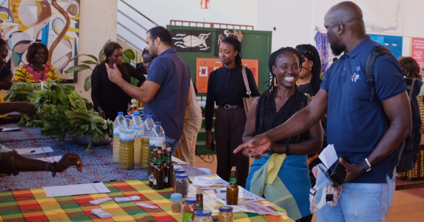 Foire agroécologique et artisanale à Bissau.