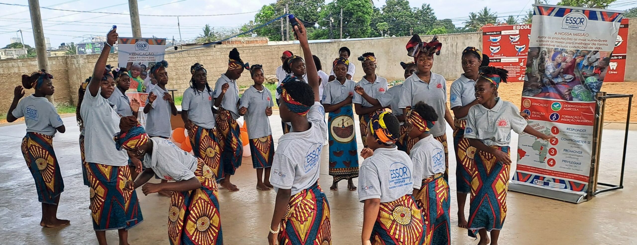 Parcours Citoyen : le témoignage d’Ernestina, une adolescente transformée par l’engagement citoyen.